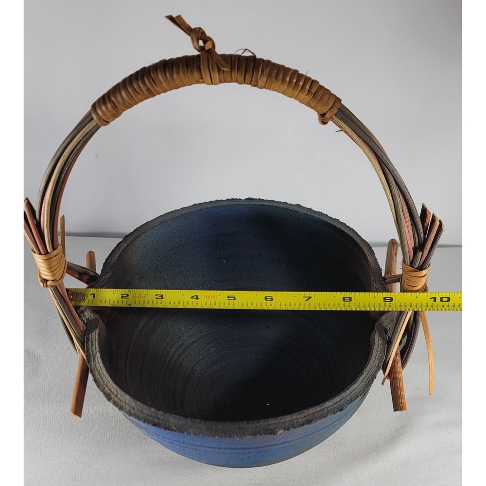 LAURA ROSS Handcrafted Signed Clay Pottery Basket with Wicker Bound Handle - Picture 8 of 8